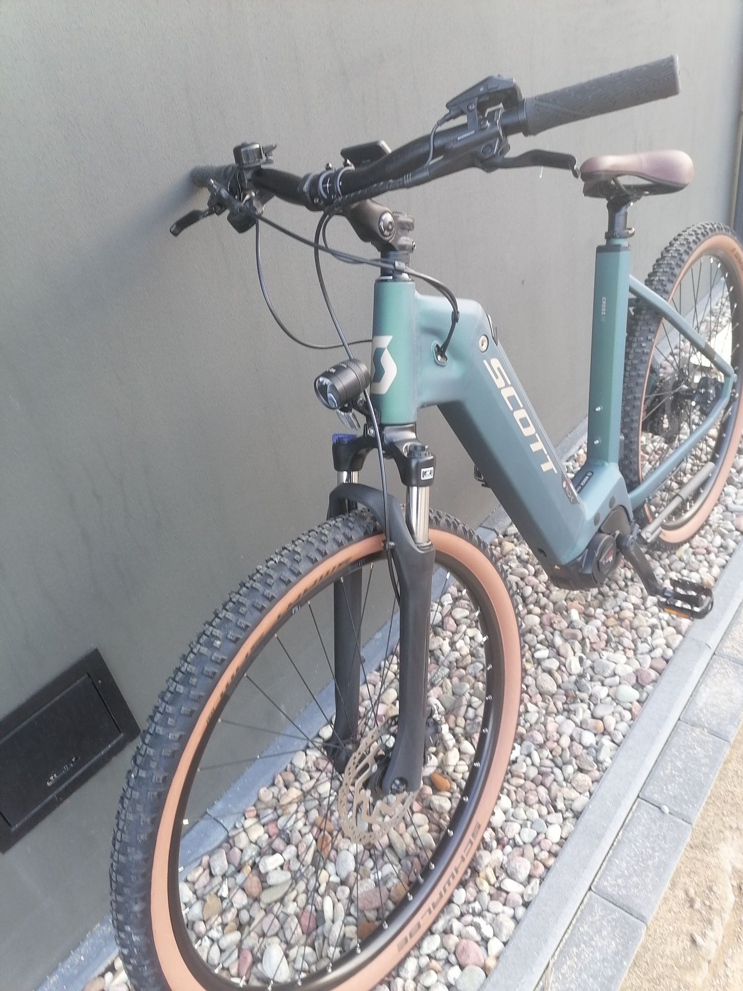 Rower elektryczny damski mtb. SCOTT cross 10. Bosch CX.