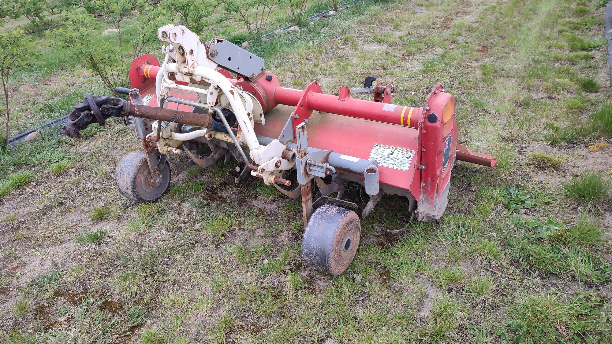 Glebogryzarka japońska agregat do traktorów Kubota Iseki Yanmar Ursus