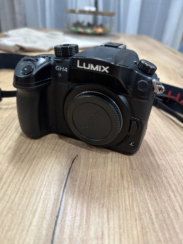 Panasonic Lumix GH4 V-log