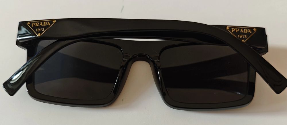 Мужские солнцезащитные - Prada