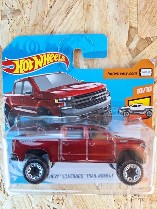 Chevy silverado - hotwheels