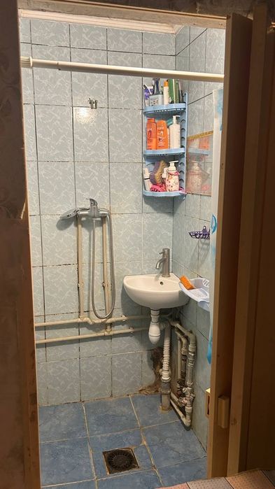 Продаж кімнати в гуртожитку