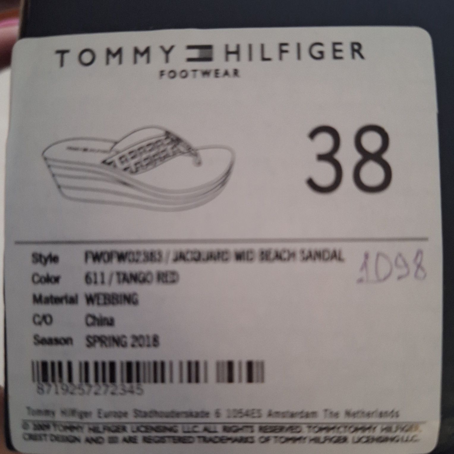 Шлепанцы Tommy Hilfiger р.37