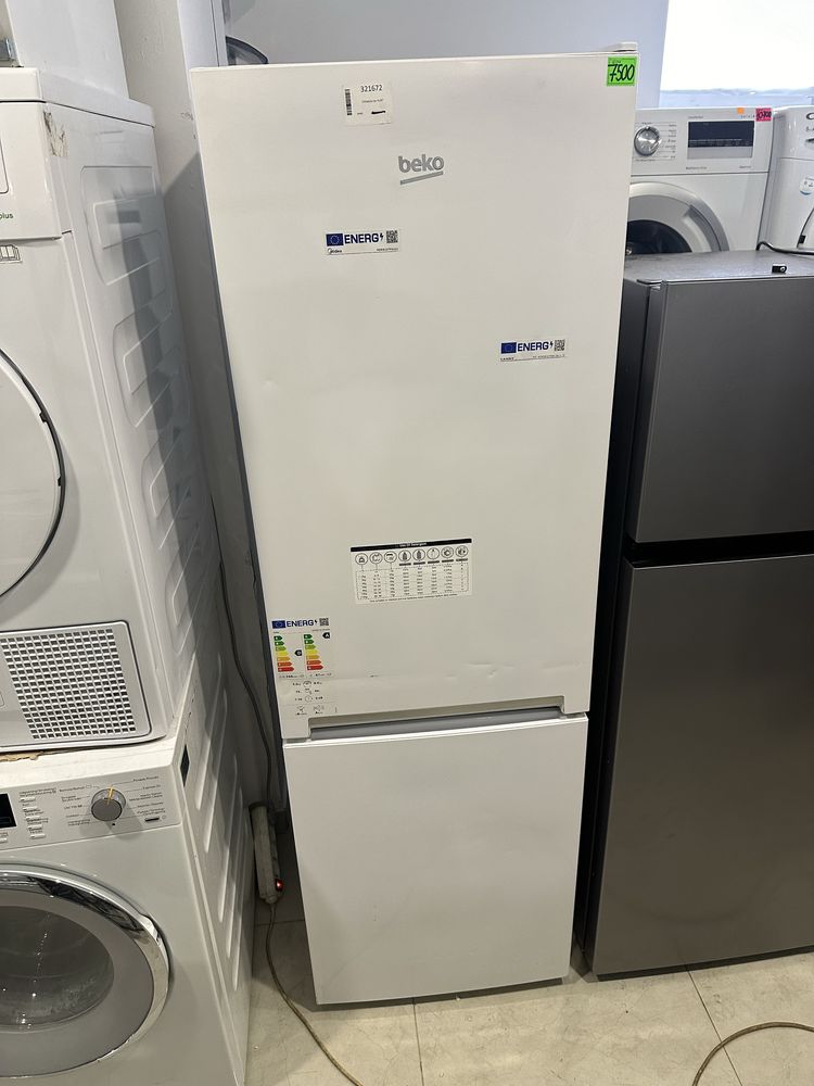 Beko 2022 рік 170 см холодильник