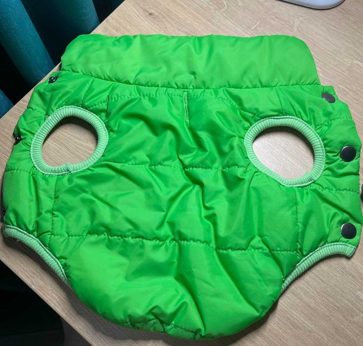 Тепла жилетка для собак