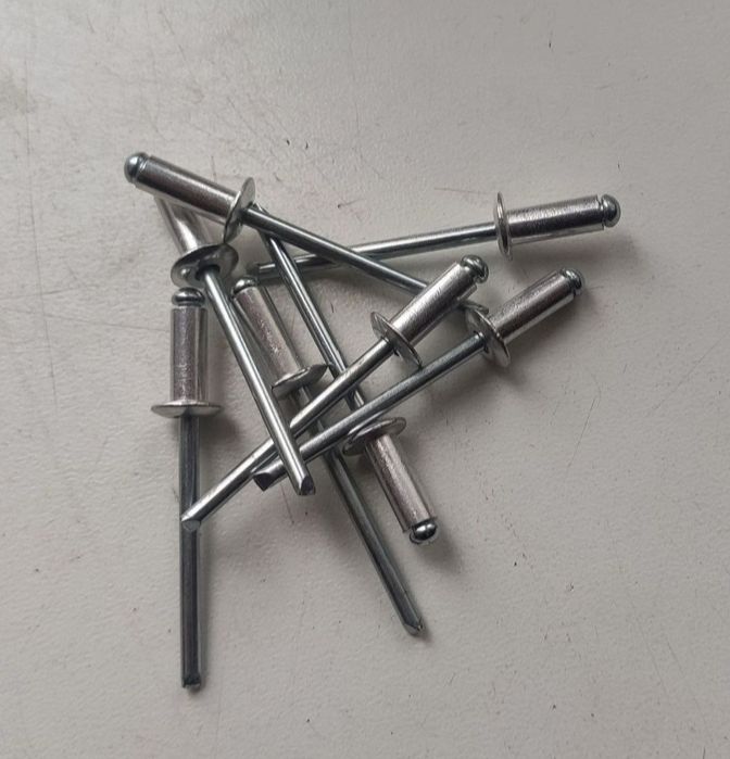 Заклёпки алюминиевые 4х10 мм.