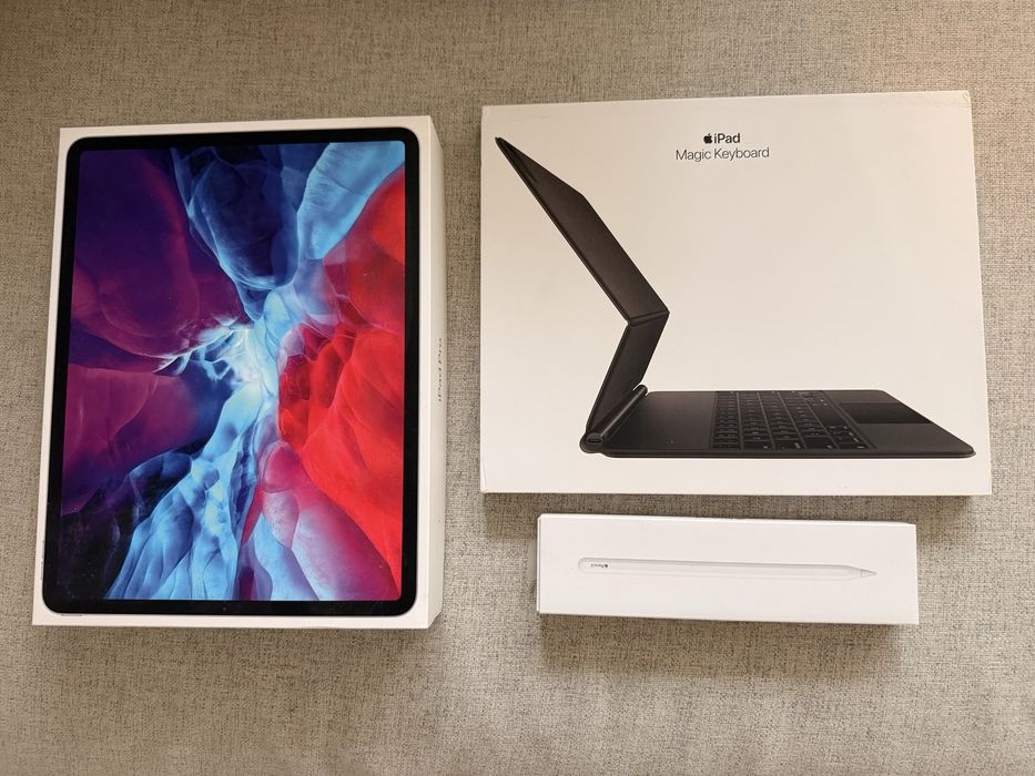 Apple iPad Pro 12,9” 4th gen. Wi-Fi 512GB + magic keyboard + Pencil 2