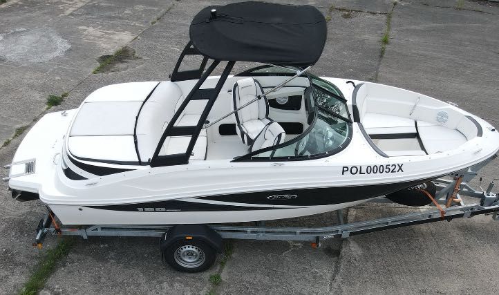 Motorówka Sea Ray 4.3 Mpi Mercruiser  łódź motorowa