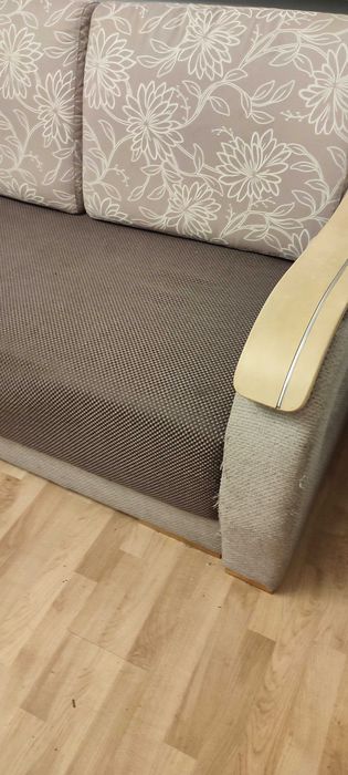 Kanapa- oddam za darmo tylko do soboty