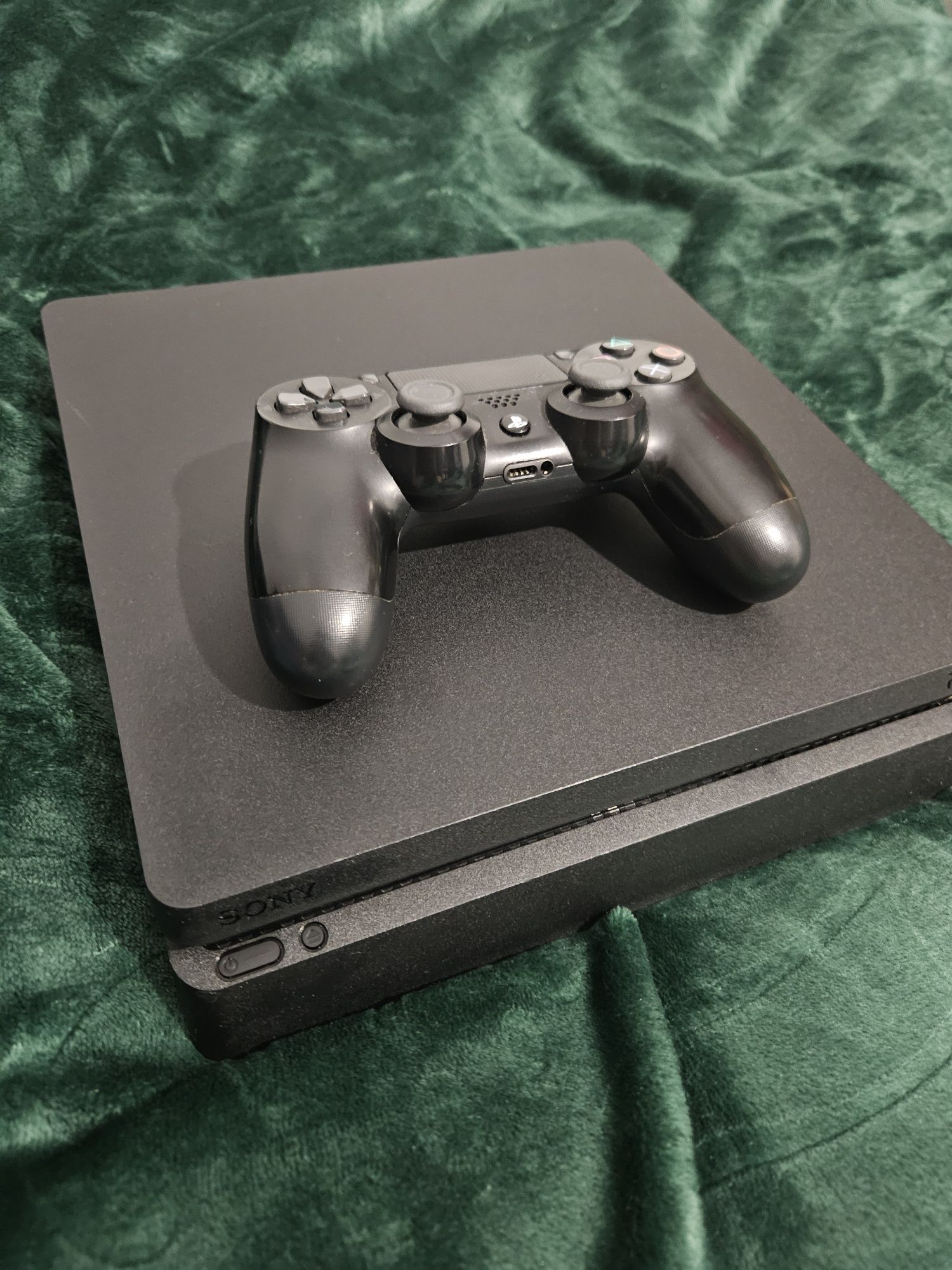 PlayStation 4 Slim 500 GB + Pad + 4 Gotowe do grania!