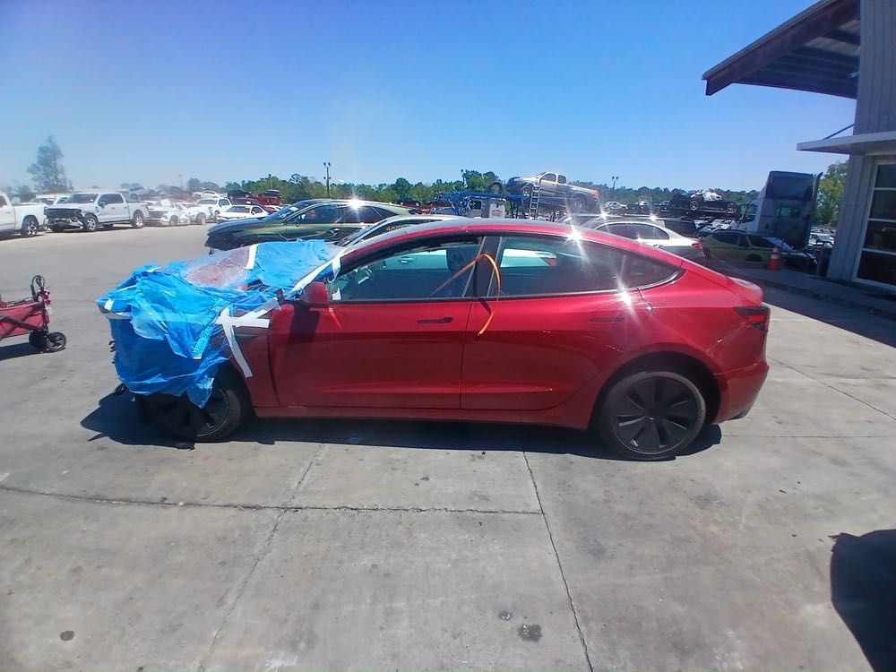 Продам батарею батарея акумулятор Tesla Model 3/Y 82 кВт пробіг 6тис