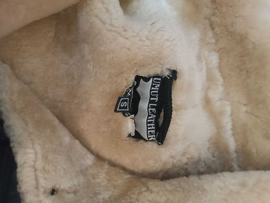 дубленка (куртка) чорна цегейка размір S