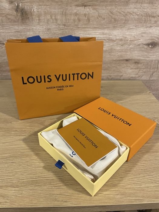Кожаный браслет Louis Vuitton LV