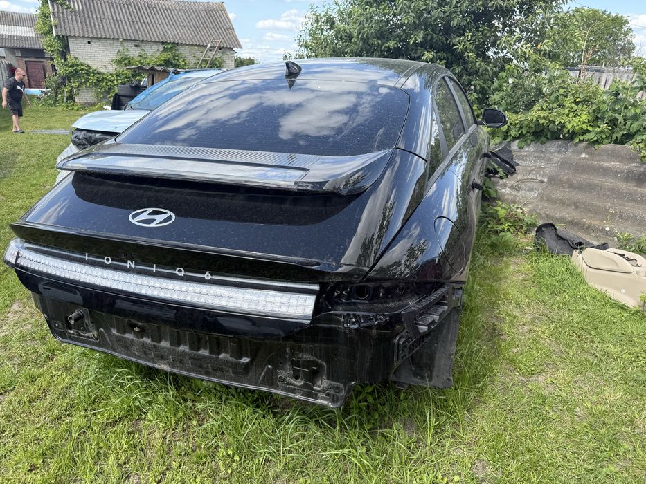 Хюндай іонік 6 hyundai Ioniq 6 четверть