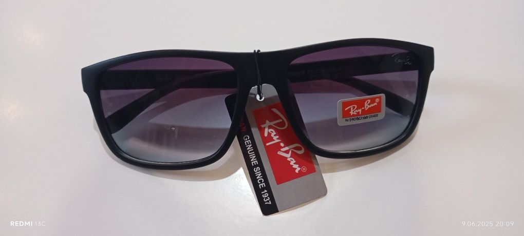 Na plaże okulary przeciwsłoneczne Ray ban