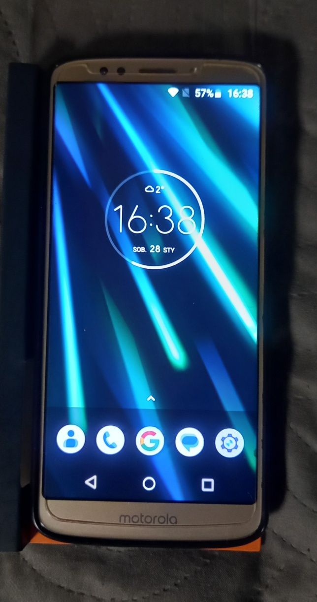 Telefon Motorola e5 plus