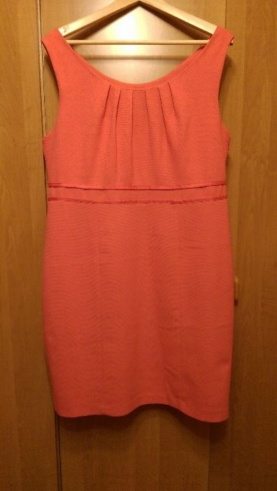 różowo/łososiowa sukienka z grubszego materiału