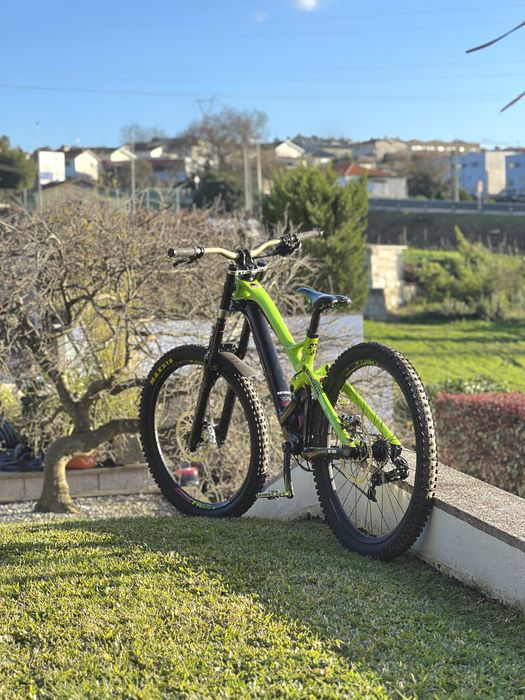 mondraker summum pro team 2020