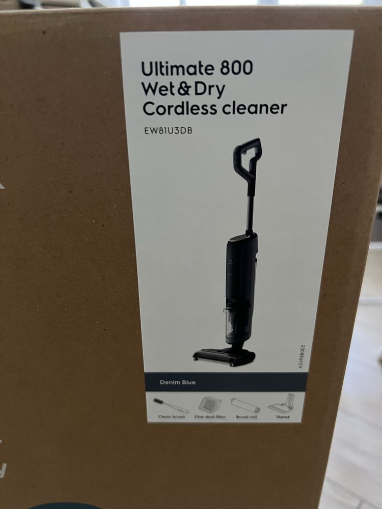 Nowy odkurzacz Electrolux EW81U3DB Aqua Ultimate 800 Wet&Dry