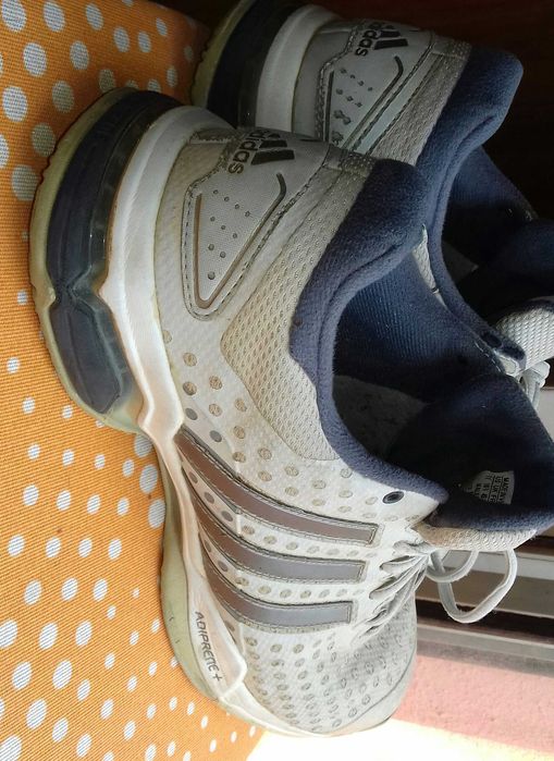 Tenis Adidas adiprene 45