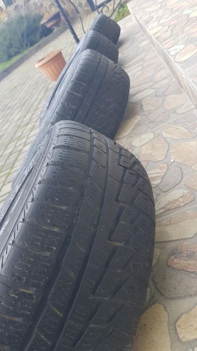 Продам шини з дисками R15 зимові