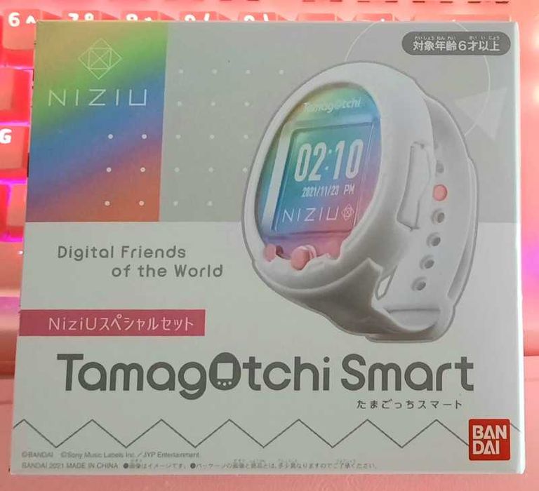 Tamagotchi Smart Niziu + case e pulseira extra