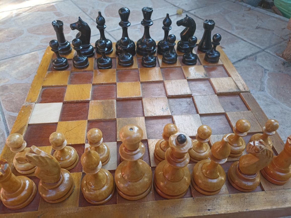 Шахматы деревянные большие с утяжелителями