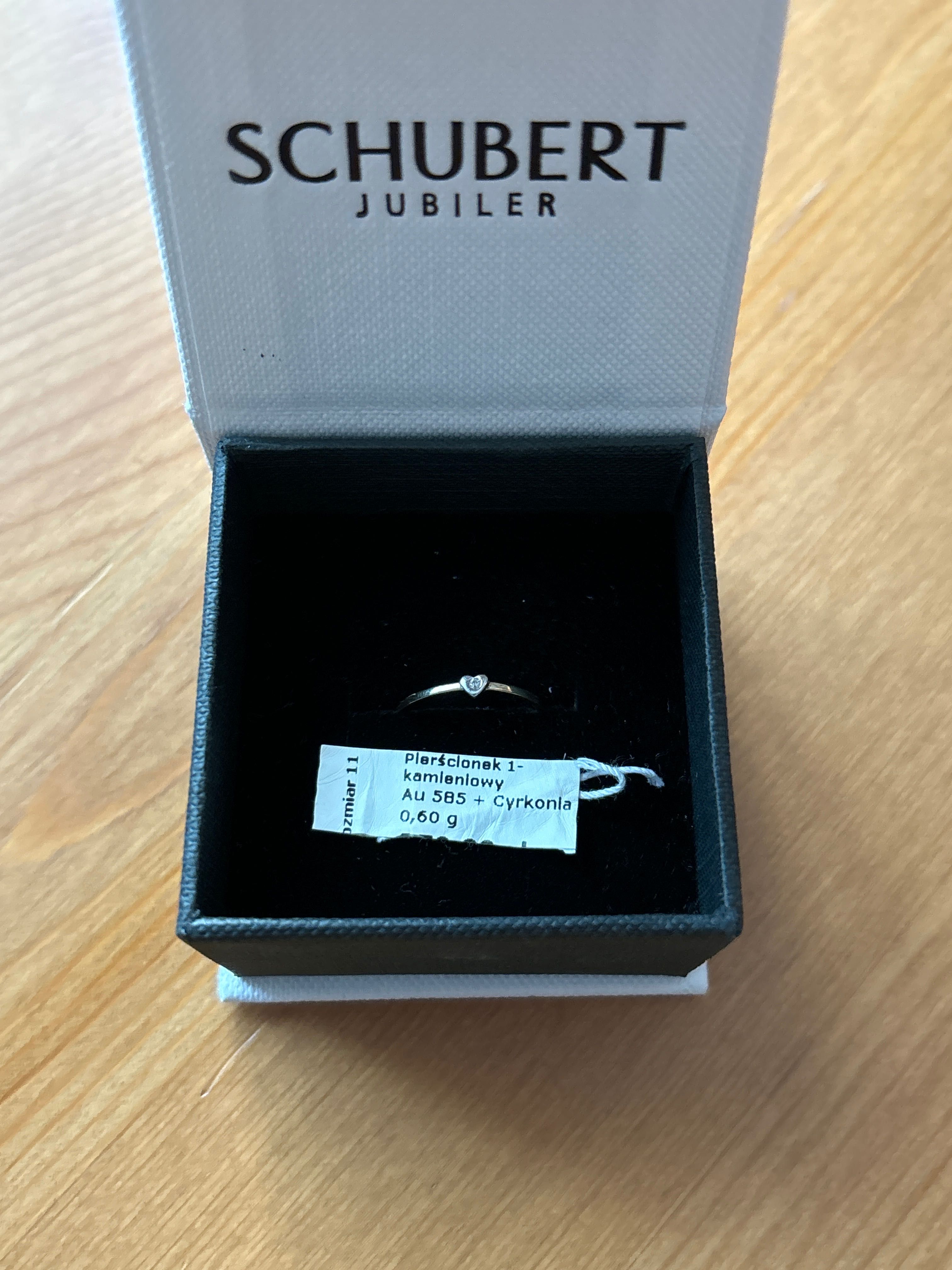 Złoty pierścionek - Jubiler Schubert