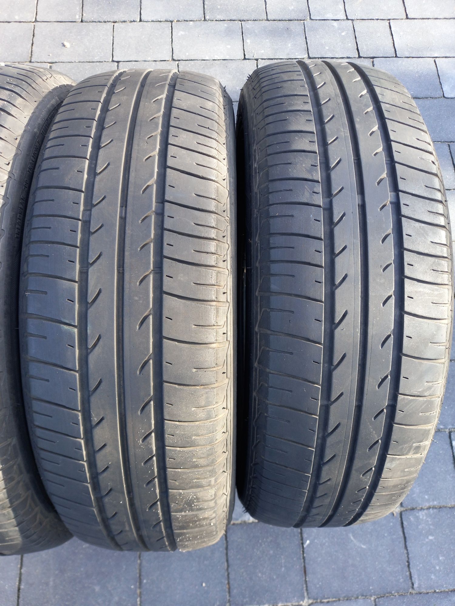 Opony letnie 185/65R15