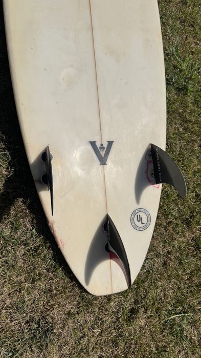 Prancha de Surf Channel Islands 5 – Shortboard