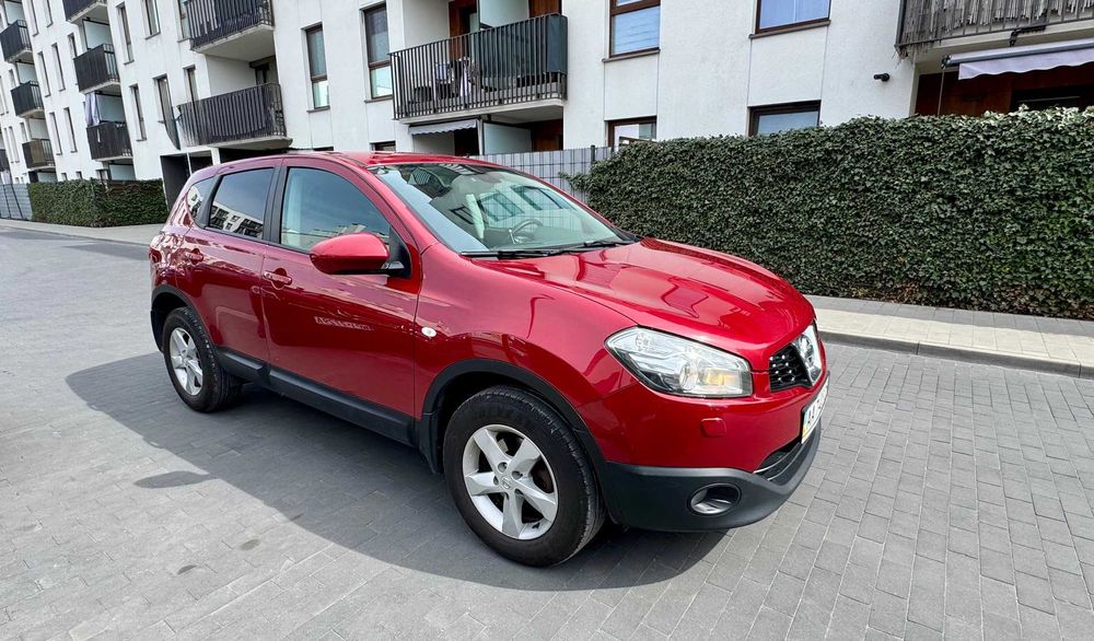 Автомобиль Nissan Qashkai 2013 CVT 1.6