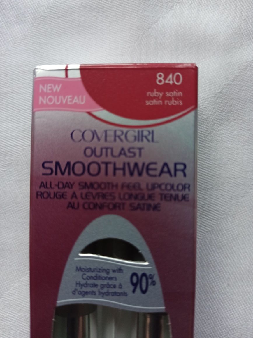 Permanentna pomadka do ust "Covergirl" outlash smoothwear