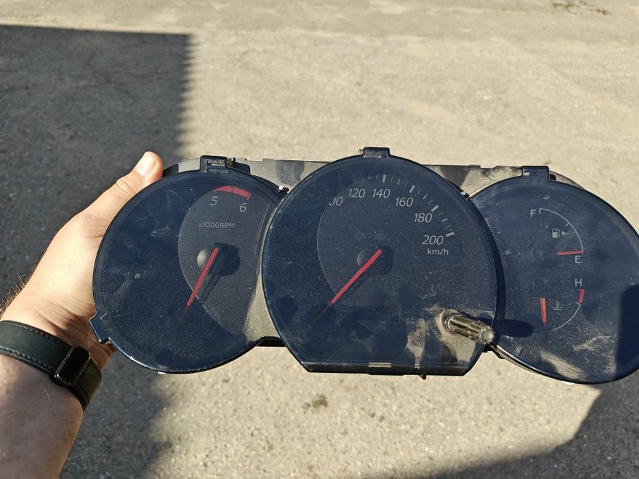 Щиток приборов Suzuki Grand Vitara II поколения