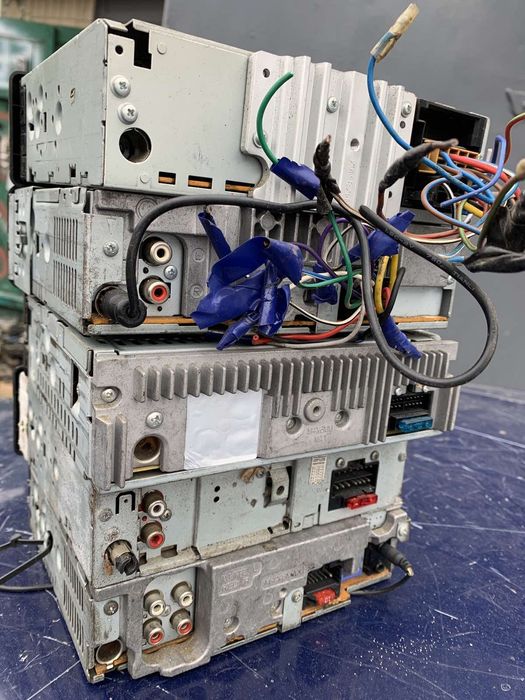 Автомагнітола ресивер