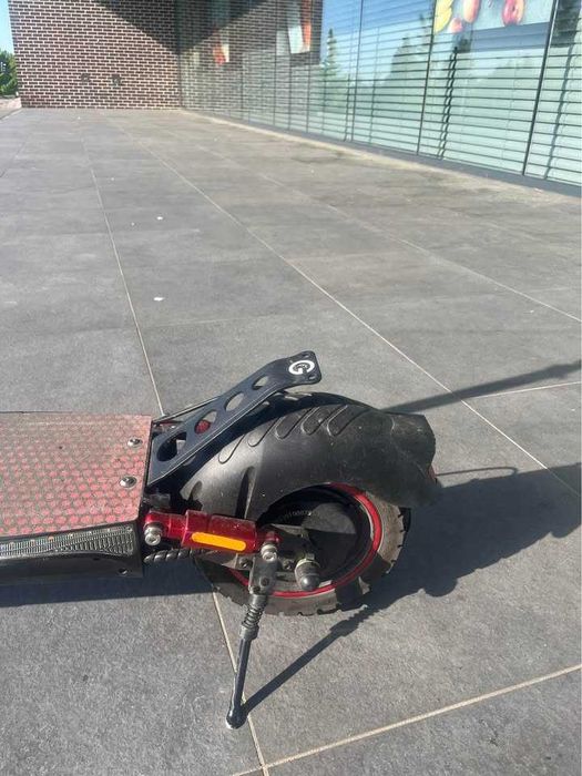 Trotinete UrbanGlide E-CROSS PRO BOOST 2X800W & GPS