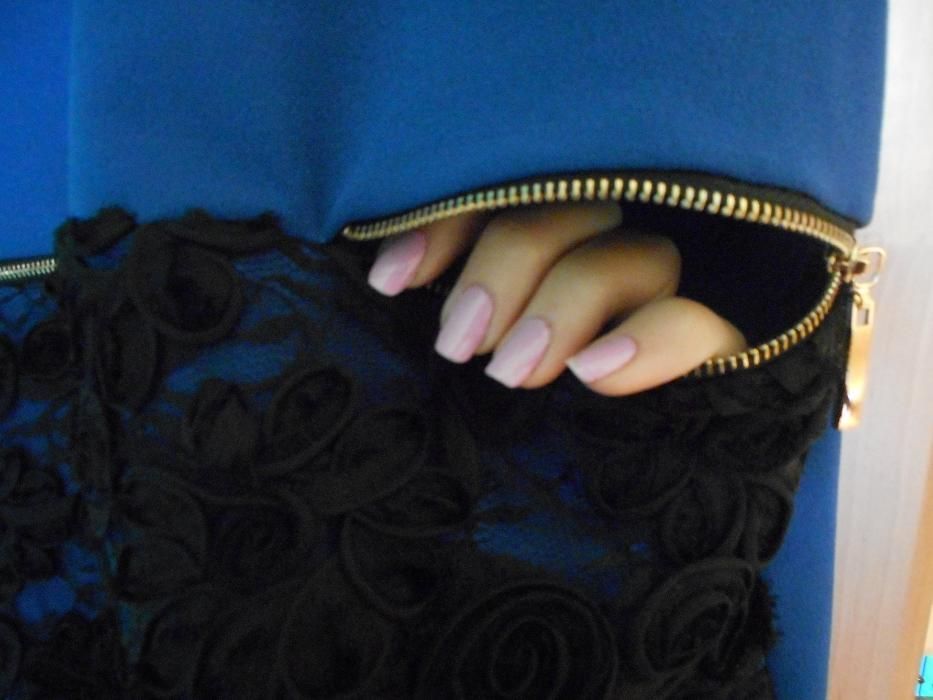 niebieska sukienka dopasowana lycra rozmiar 38/40 M/L na wesele bal