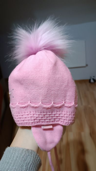 Czapka dziewczęca