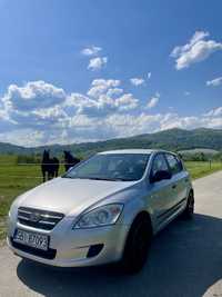 Kia Ceed 137 tys km 1.4 benzyna 5 drzwi