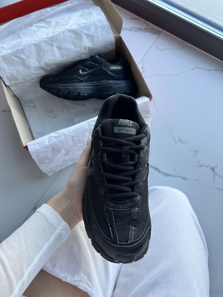 Nike Initiator Triple Black GORE-TEX (40-45р)