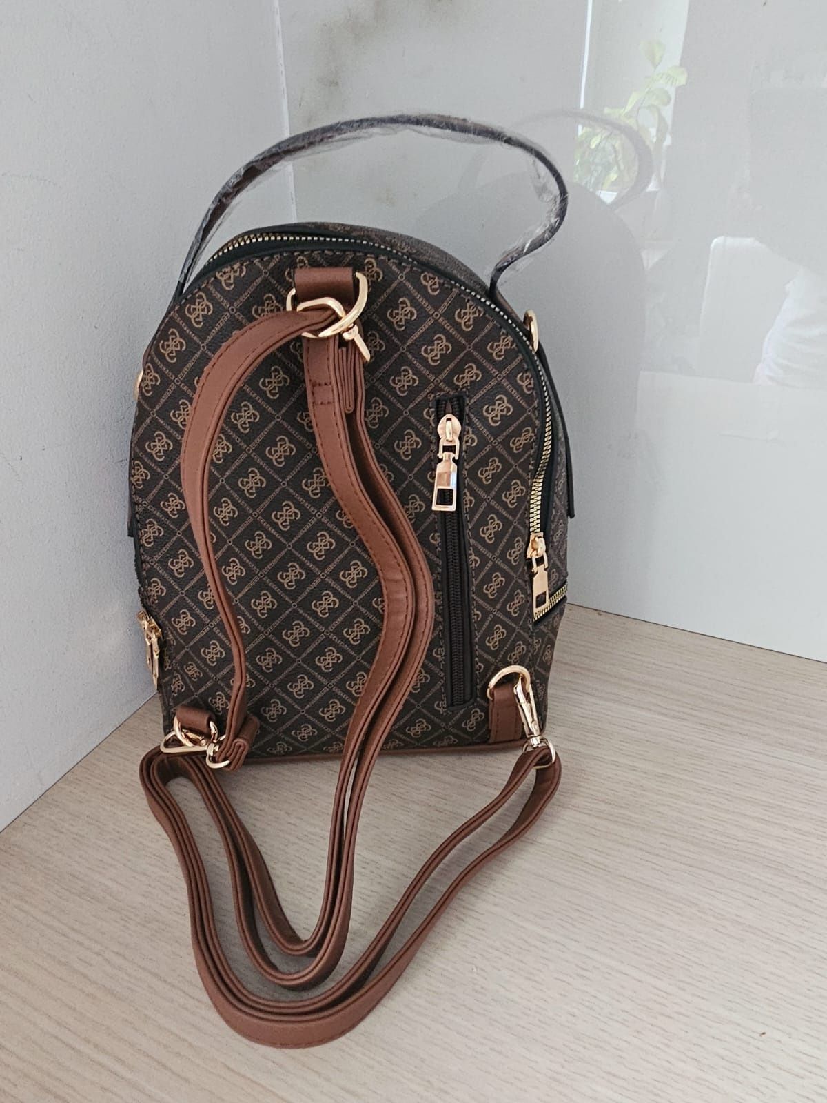 Guess plecak brazowy