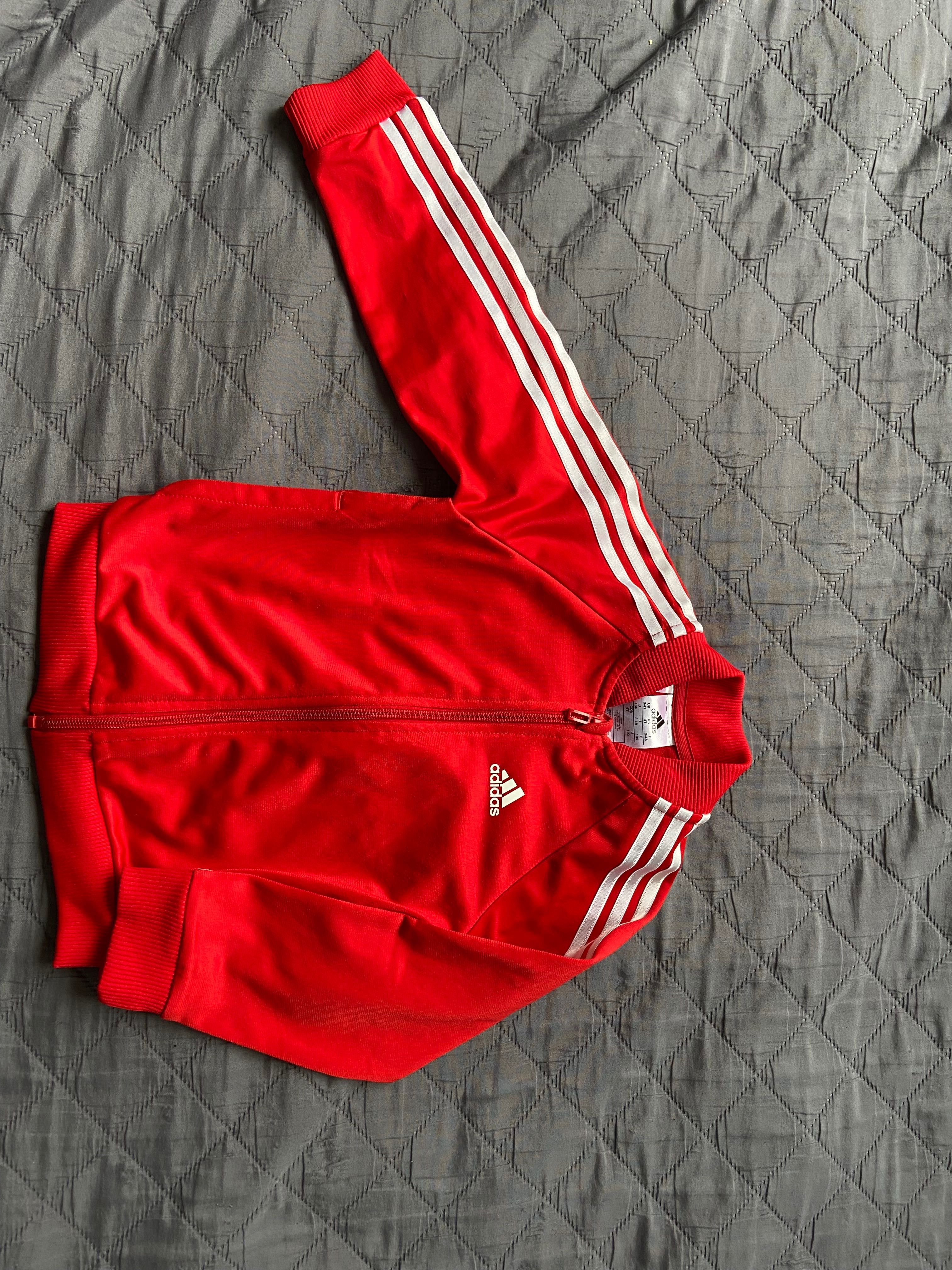 Dres Adidas: spodnie i bluza