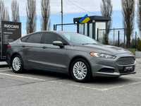 Ford Fusion SE 2013