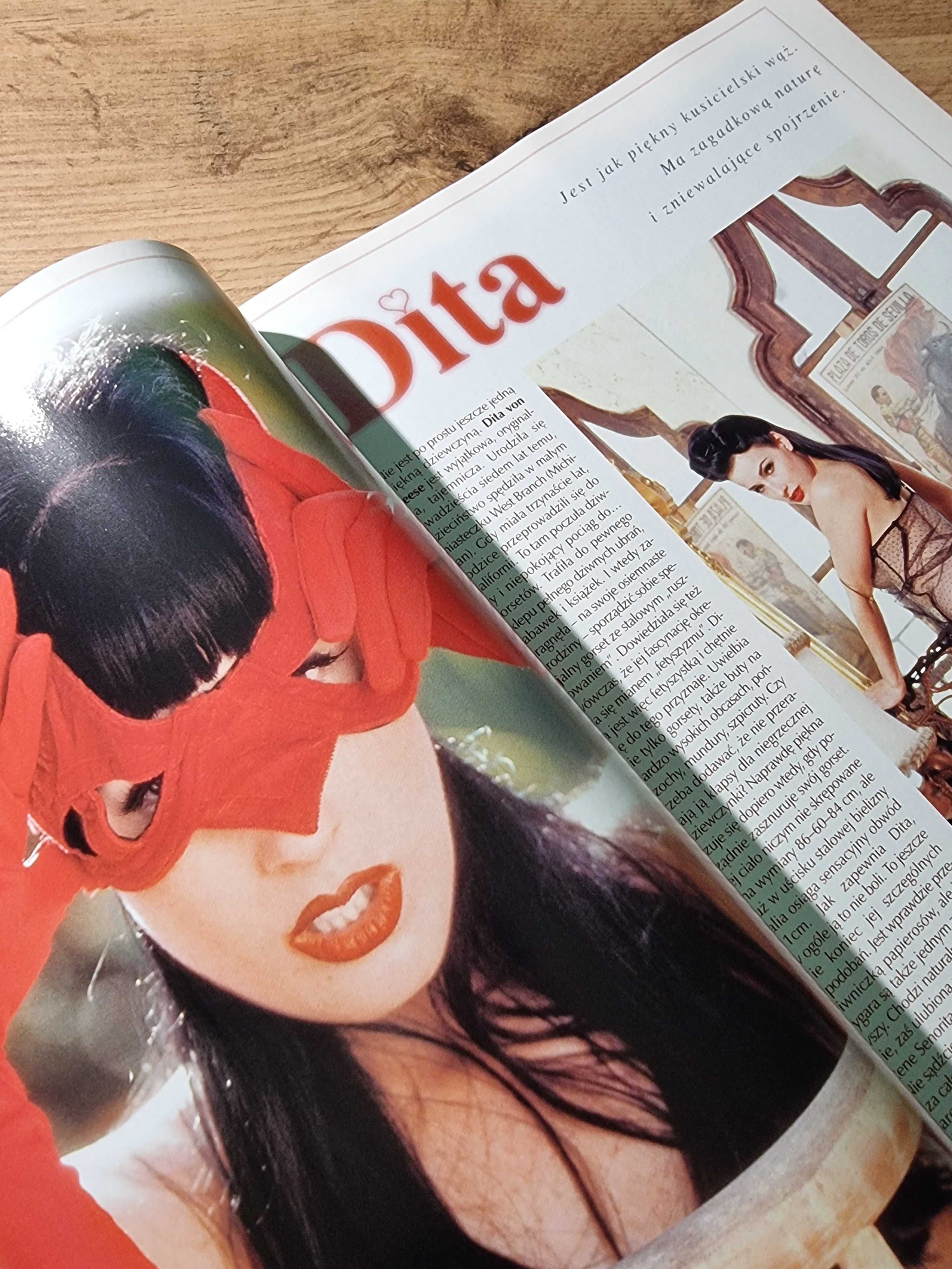 Playboy 2/2000 - Jodi Ann Paterson, Dita von Teese, Kelly Monaco