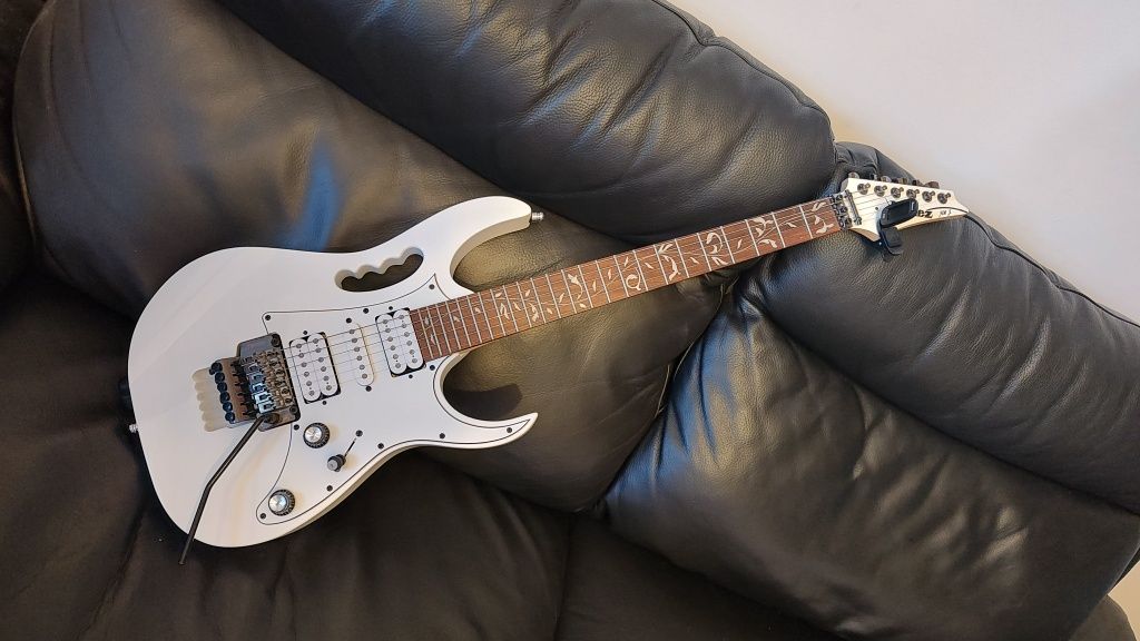 Gitara elektryczna Ibanez Jem Jr