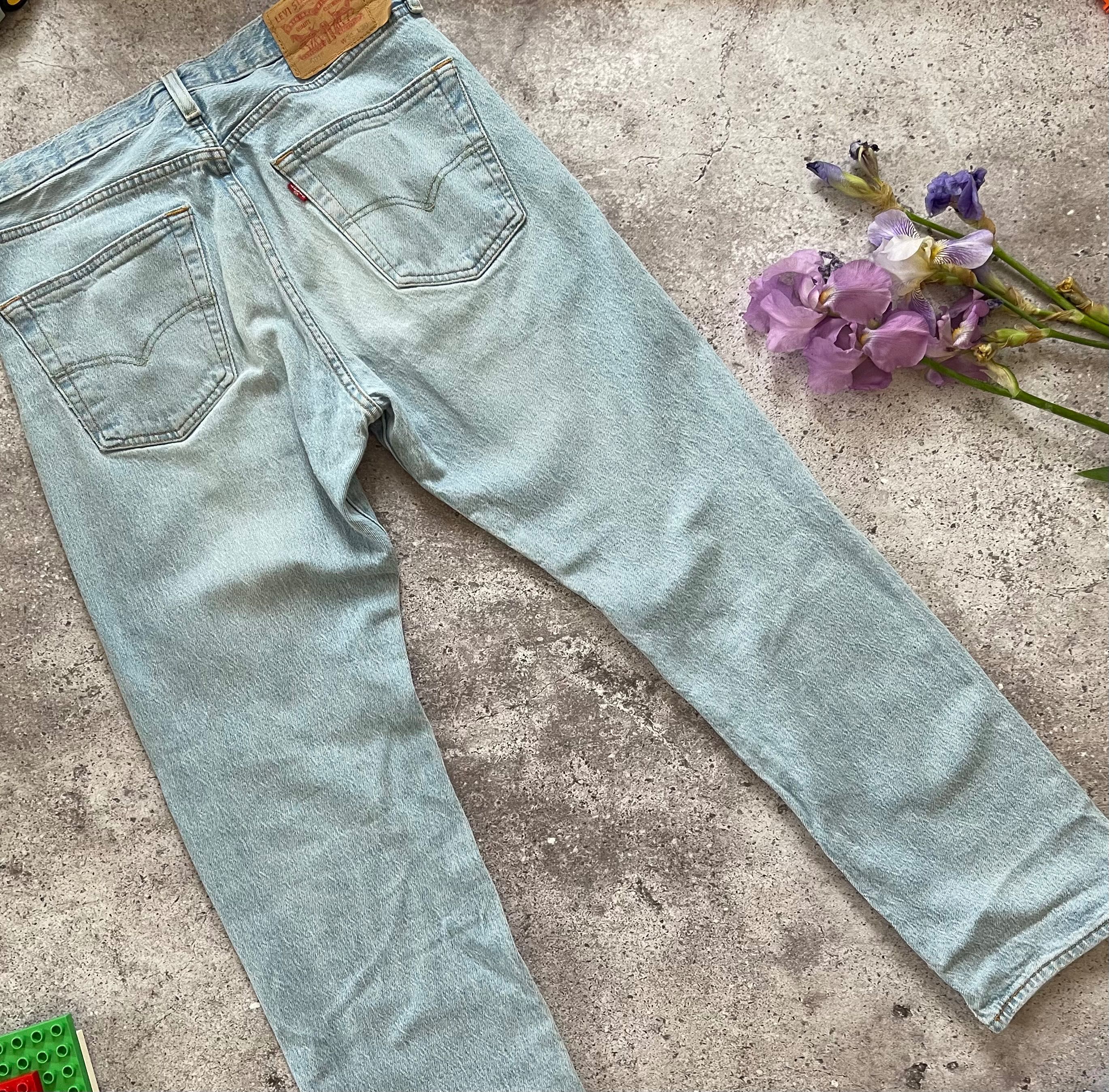 Жіночі блакитні прямі джинси levi’s W31L30