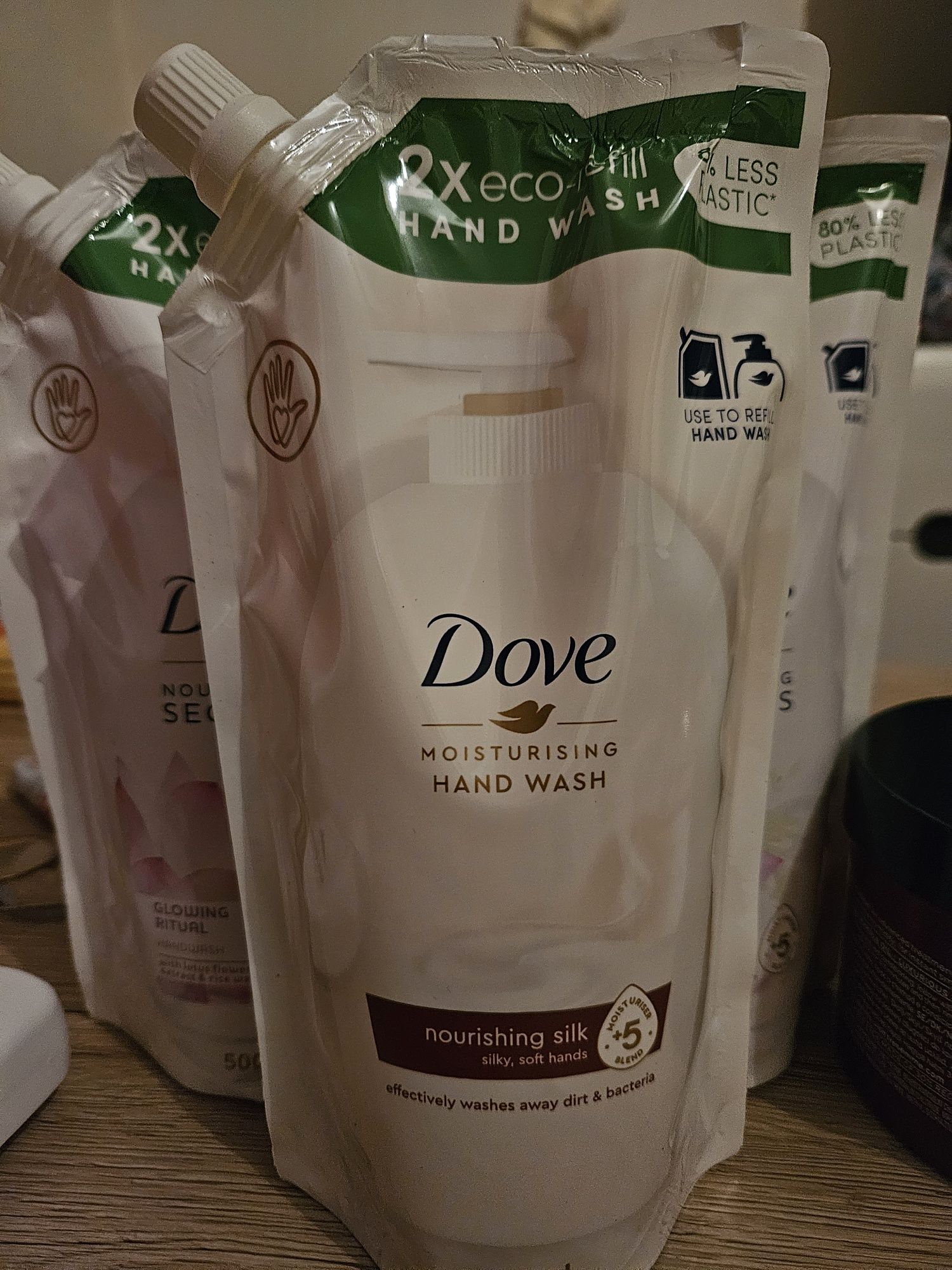 Zapas mydła w płynie Dove Nourishing Silk 500ml