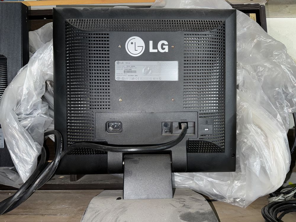 Монітор LG Flatron