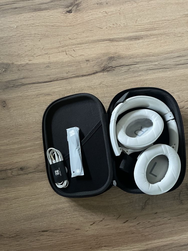 Słuchawki bezprzewodowe Bose QC 45 białe