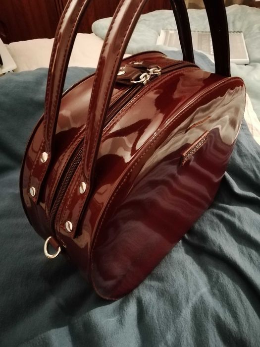 Mala de verniz bordô da Pepperosso