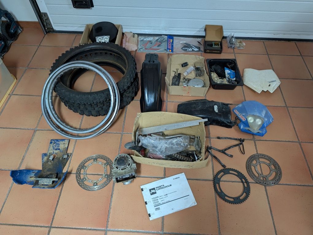 Peças/ Material YAMAHA DTR 125 e YZ 250